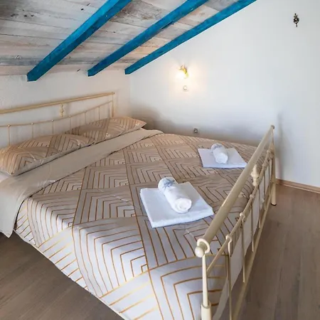 Julijud Ferienhaus Brajkovici (Pazin)