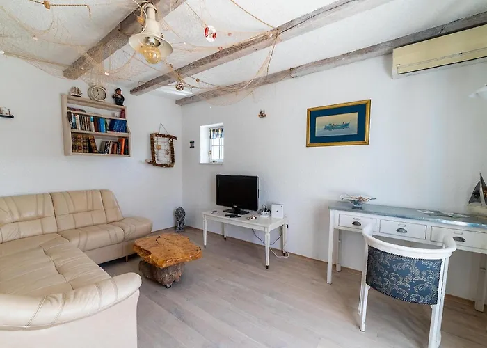 Julijud * Brajkovici (Pazin)