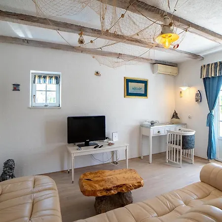 Julijud Holiday home *